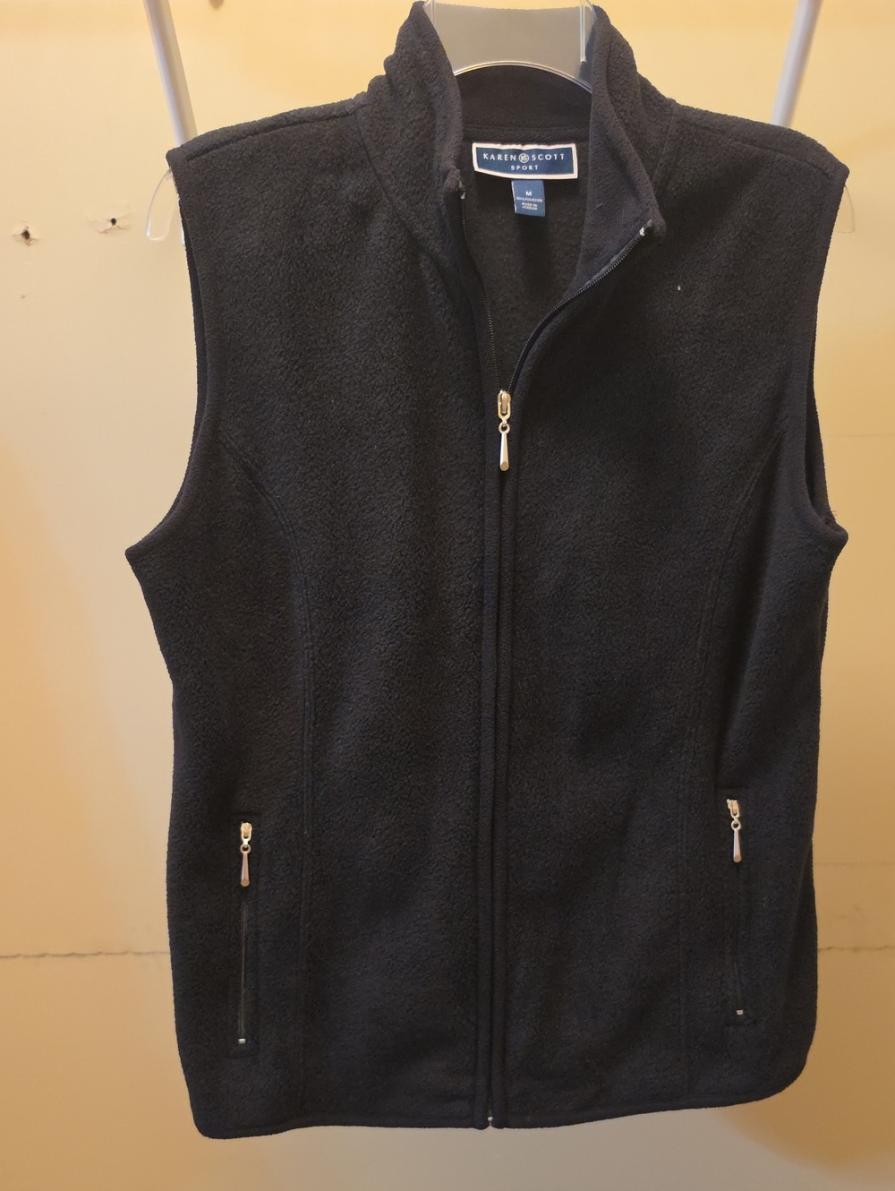 Karen Scott Men's Black Zip-Front Fleece Vest